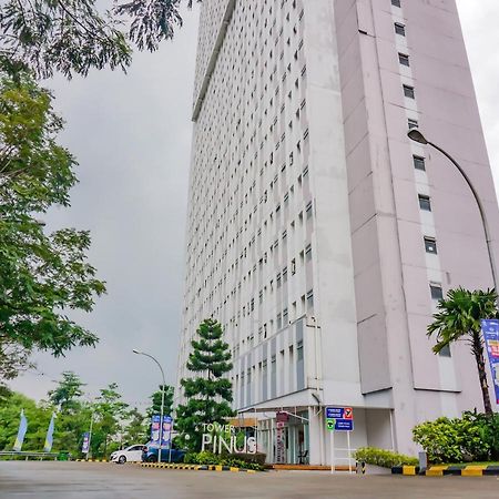 Oyo 90241 Sirooms Apartmen Gunung Putri Bogor Ngoại thất bức ảnh