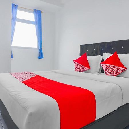 Oyo 90241 Sirooms Apartmen Gunung Putri Bogor Ngoại thất bức ảnh