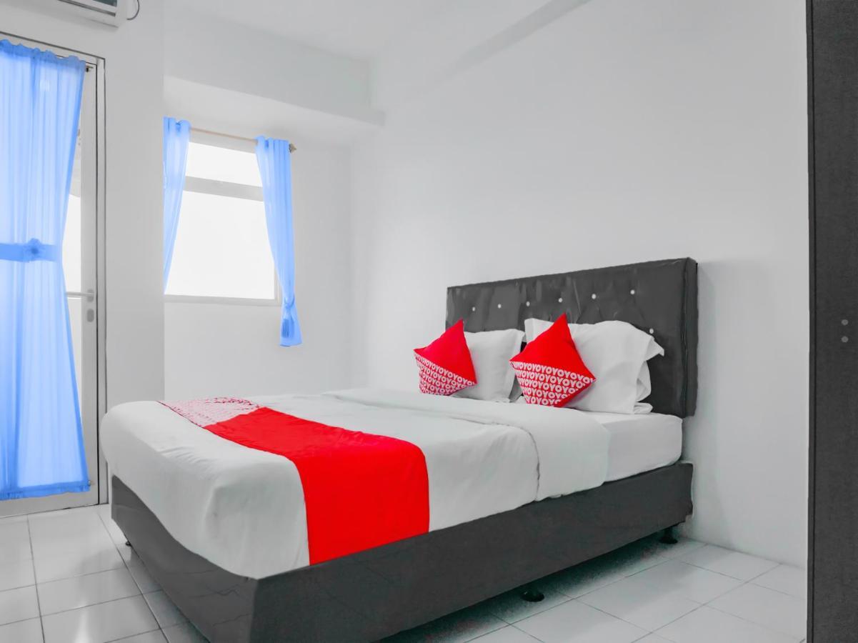 Oyo 90241 Sirooms Apartmen Gunung Putri Bogor Ngoại thất bức ảnh