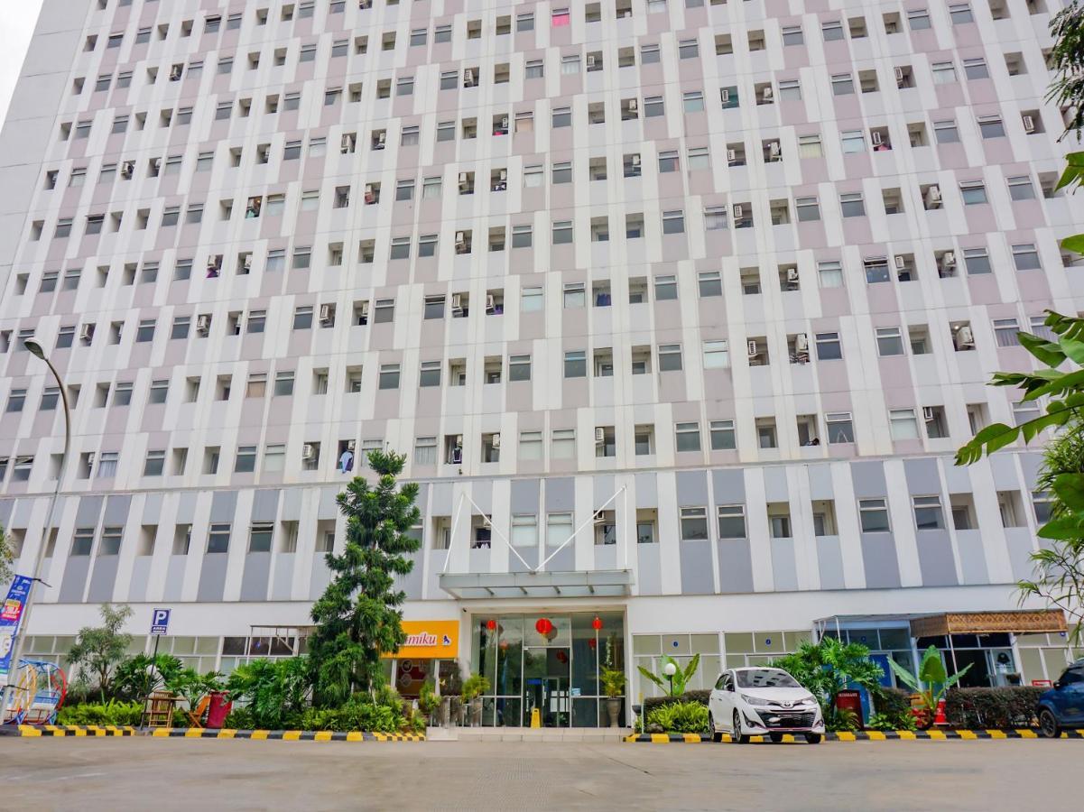 Oyo 90241 Sirooms Apartmen Gunung Putri Bogor Ngoại thất bức ảnh